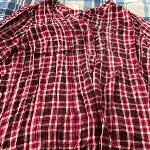 Croft & Barrow Women's Plaid Button Down Shirt - Red and Pink